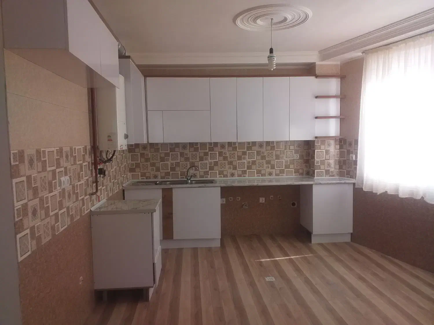 اجاره واحد اول درشهرک رجایی نبش خیابان ستاری|اجارهٔ آپارتمان|میانه, |دیوار