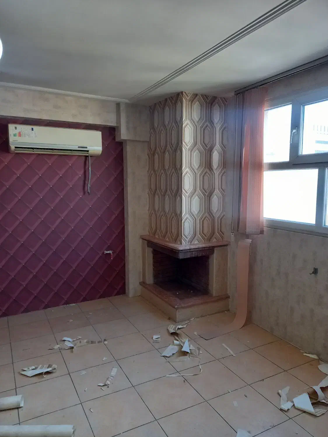 فروش و نصب تخصصی کاغذ دیواری و پوستر|خدمات پیشه و مهارت|مرودشت, تخت جمشید|دیوار