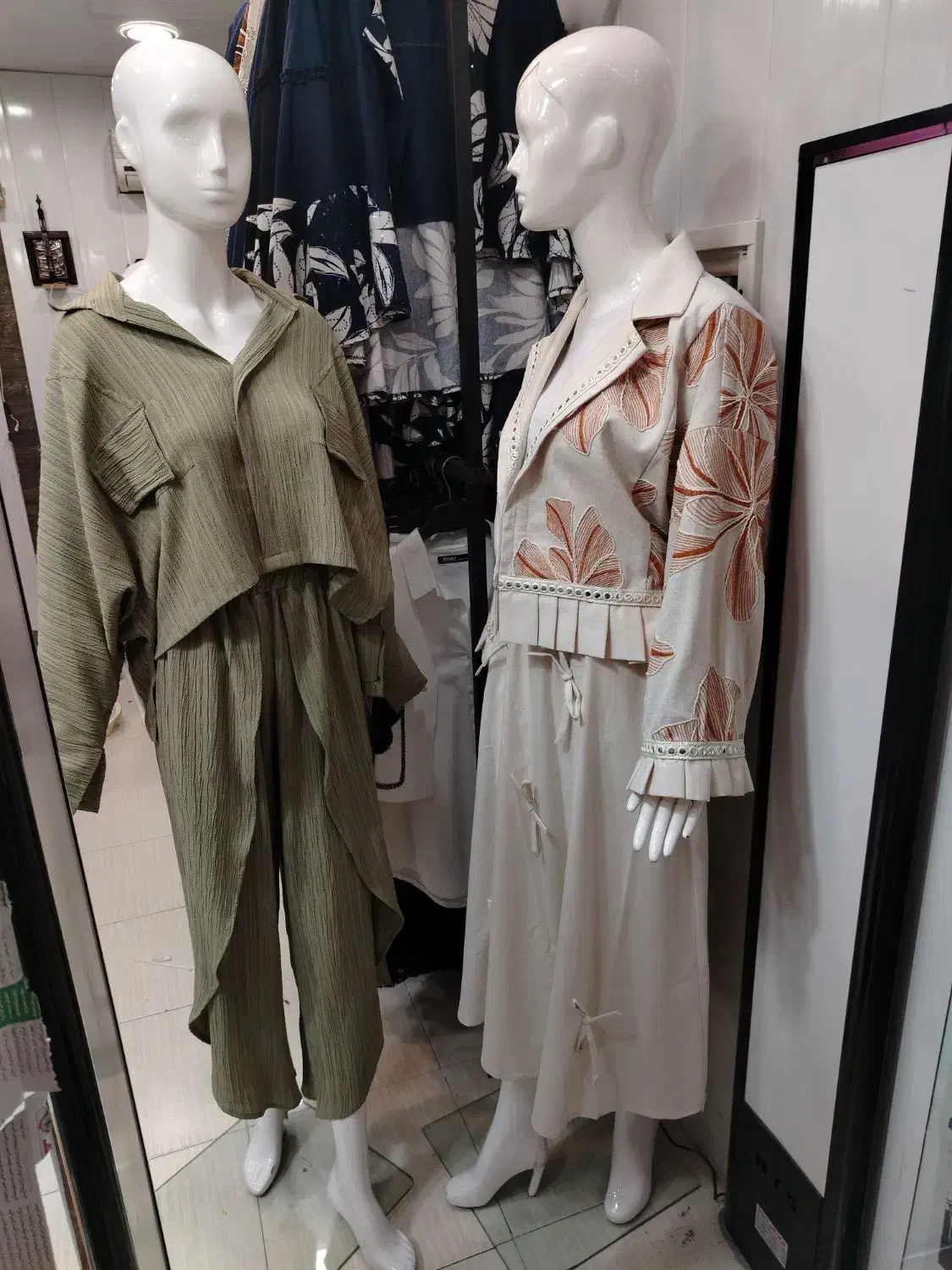 دزد گیر همرا سه مانکن|فروشگاه و مغازه|بندر گناوه, |دیوار