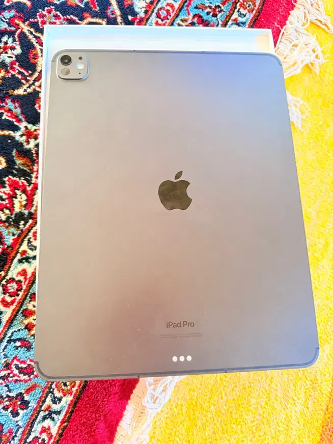 iPad Pro m4 2024 13 inch|تبلت|اصفهان, خوراسگان|دیوار