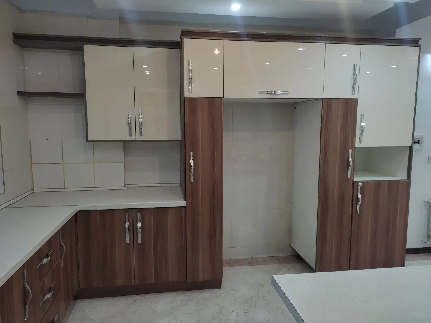 102 متر 8 ساله فول ، فرعی دنج طاهری تهرانپارس