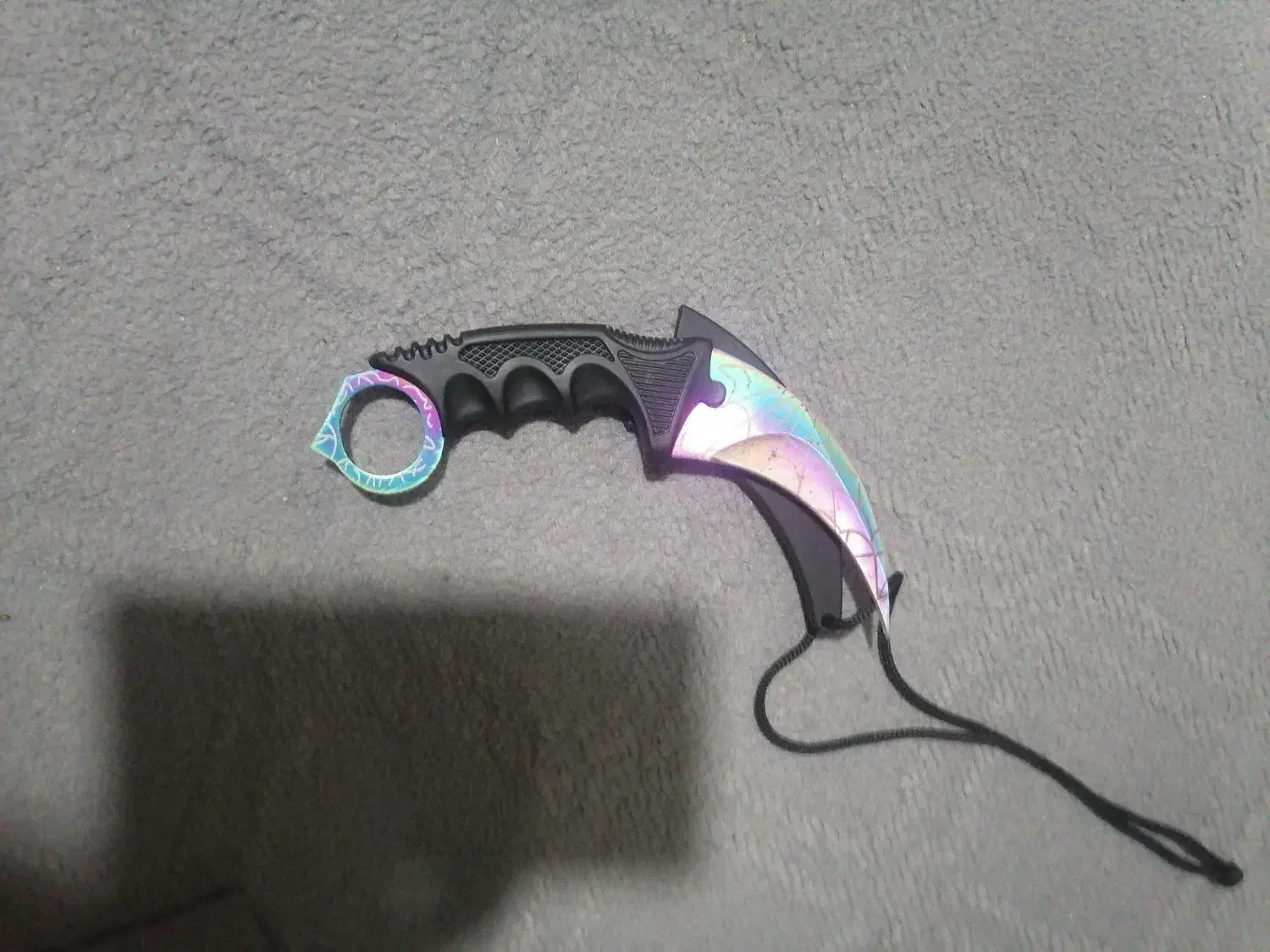 چاقو تیز فولادی|ابزارآلات|آستارا, |دیوار