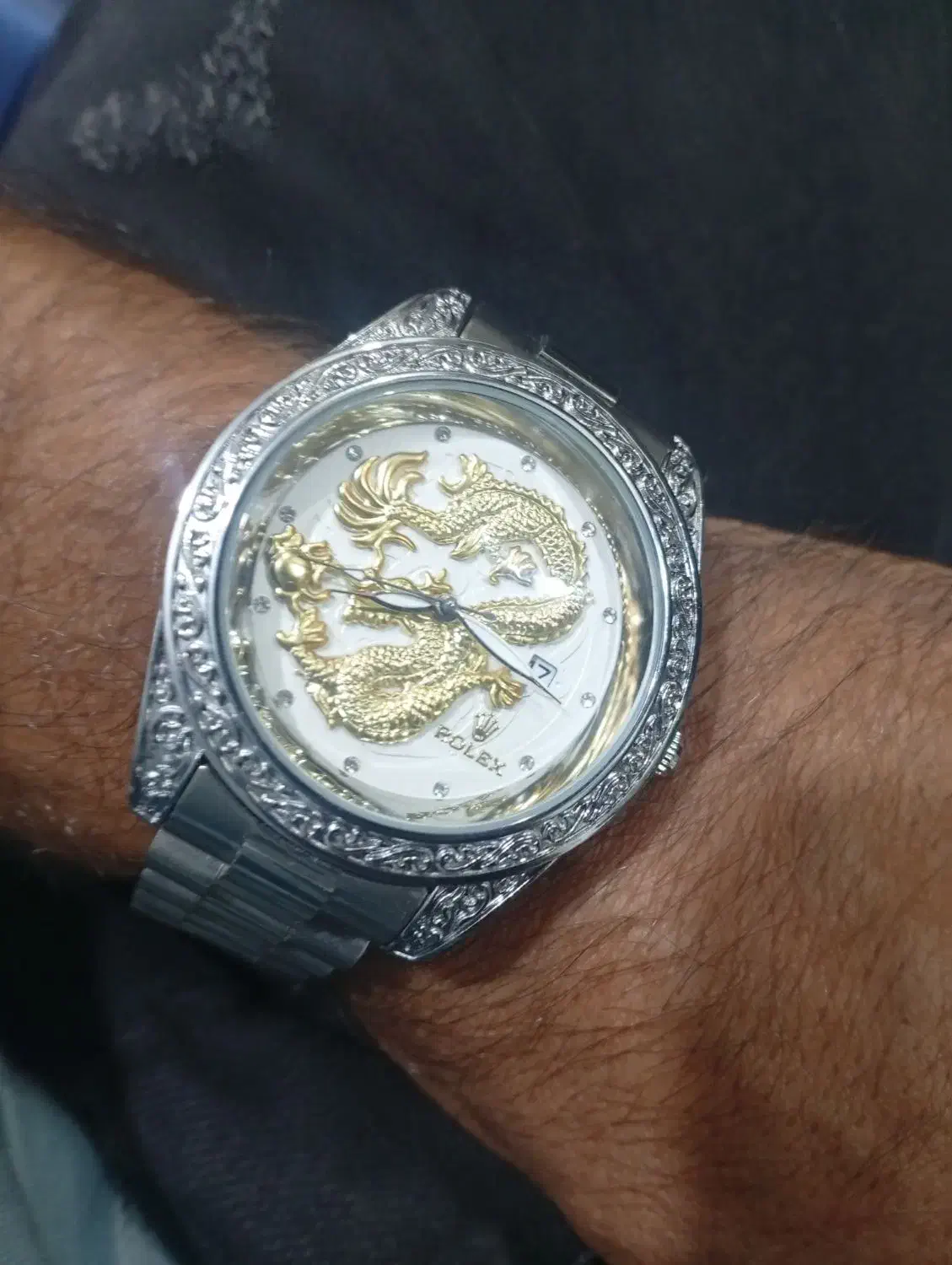 ساعت دراگون|ساعت|شیراز, شریفآباد|دیوار