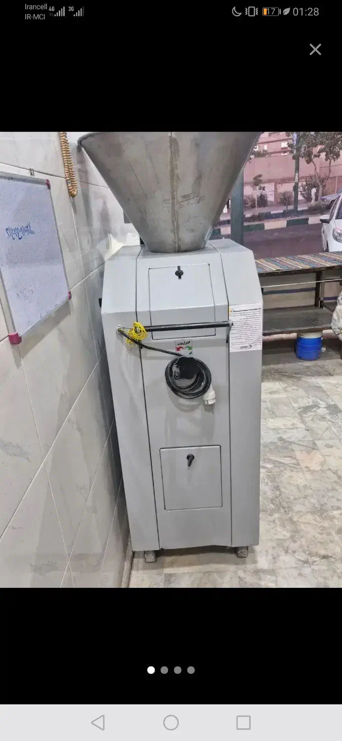 چونه گیر نانوای چونه گیر خمیر چونه گیر|ماشینآلات صنعتی|مشهد, کوی دروی|دیوار