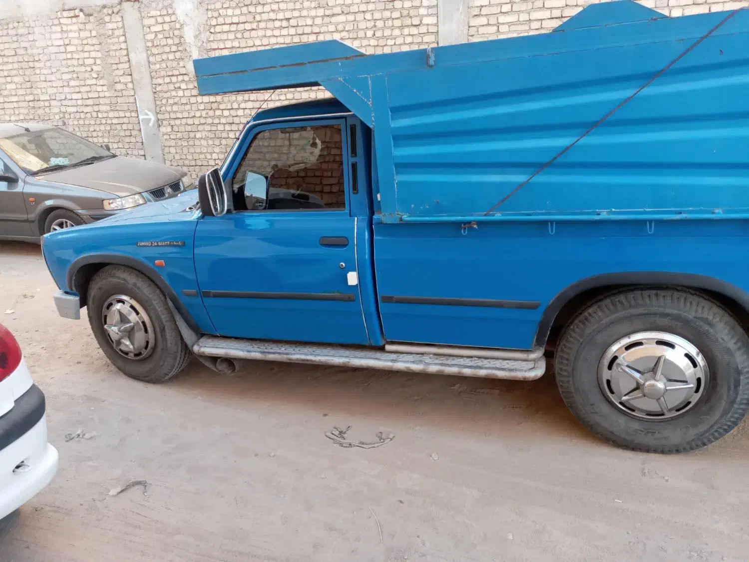 نیسان مدل ۹۸ دوگانه کارخونه|خودرو سواری و وانت|برخوار, |دیوار