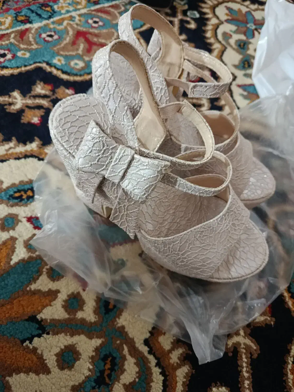 کفش|کیف، کفش، کمربند|خرم‌آباد, |دیوار