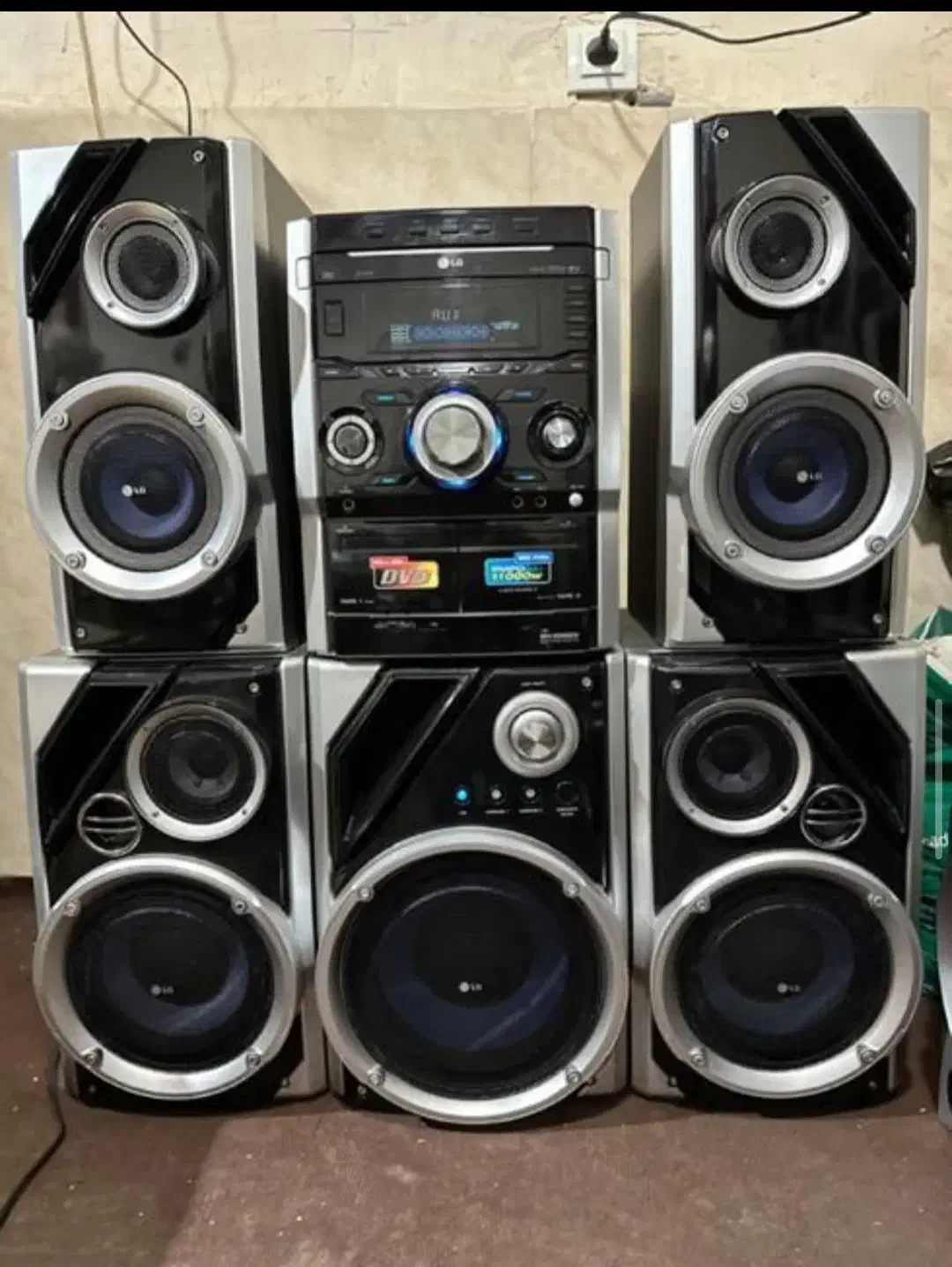 ضبط ۱۱۰۰۰ هزار ال جی غول به شرط دست نخورده|سیستم صوتی خانگی|ملارد, |دیوار