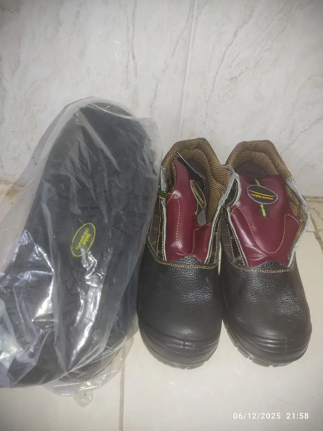 کفش ایمنی کار|کیف، کفش، کمربند|یزد, |دیوار