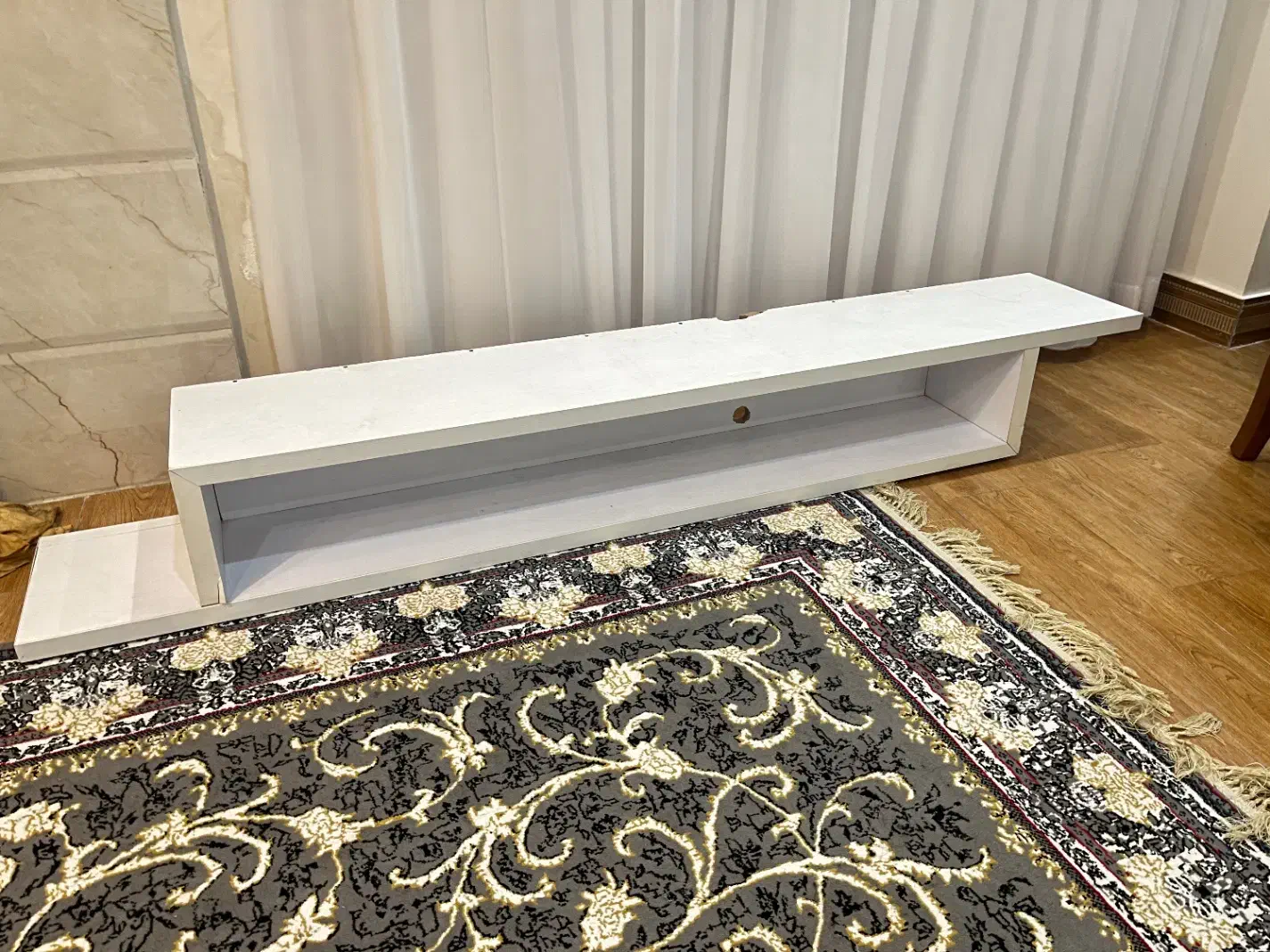 میز تی وی 180 سانتی فروش فوری|میز تلویزیون|رشت, حومه رشت|دیوار