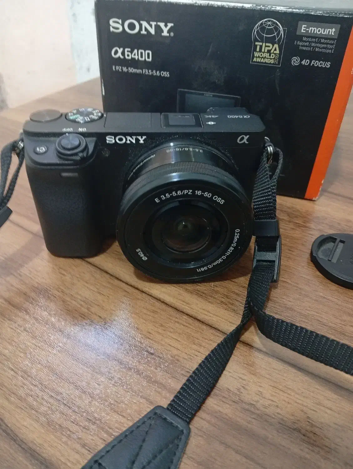 دوربین در حد نو  Sony a6400|دوربین عکاسی و فیلم‌برداری|ساوه, |دیوار