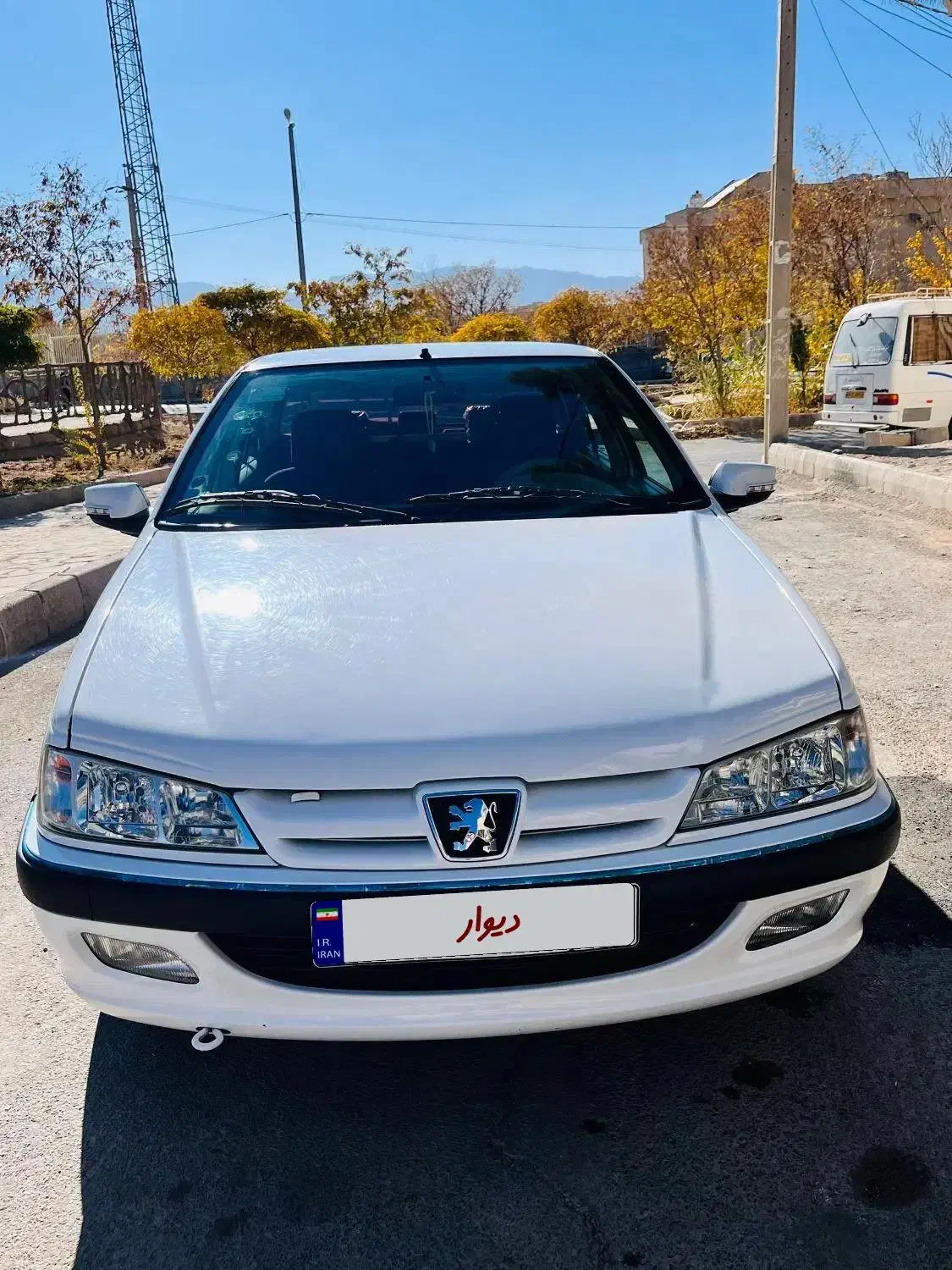 پژو پارس سال ۱۴۰۰|خودرو سواری و وانت|اقلید, |دیوار