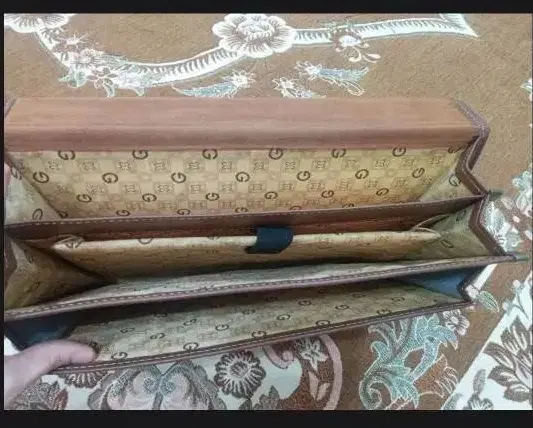 کیف اداری در حد|کیف، کفش، کمربند|تهران, سلیمانی|دیوار