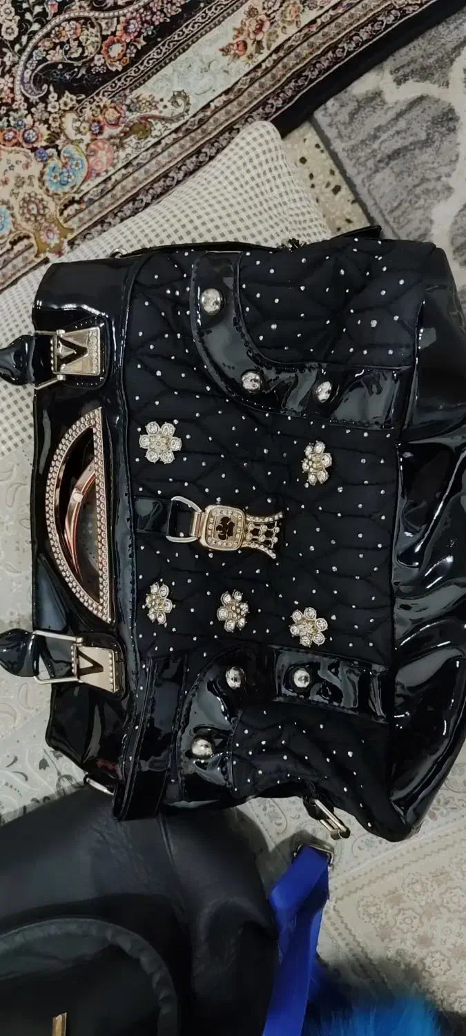 کیف مجلسی|کیف، کفش، کمربند|فشاپویه, |دیوار