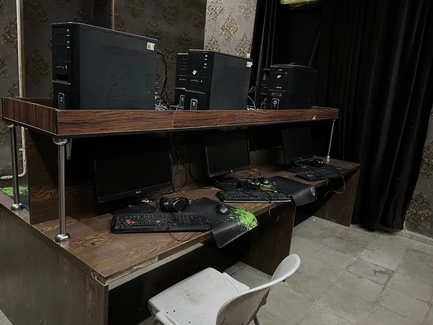 وسایل و تجهیزات گیم نت|فروشگاه و مغازه|زرند, |دیوار