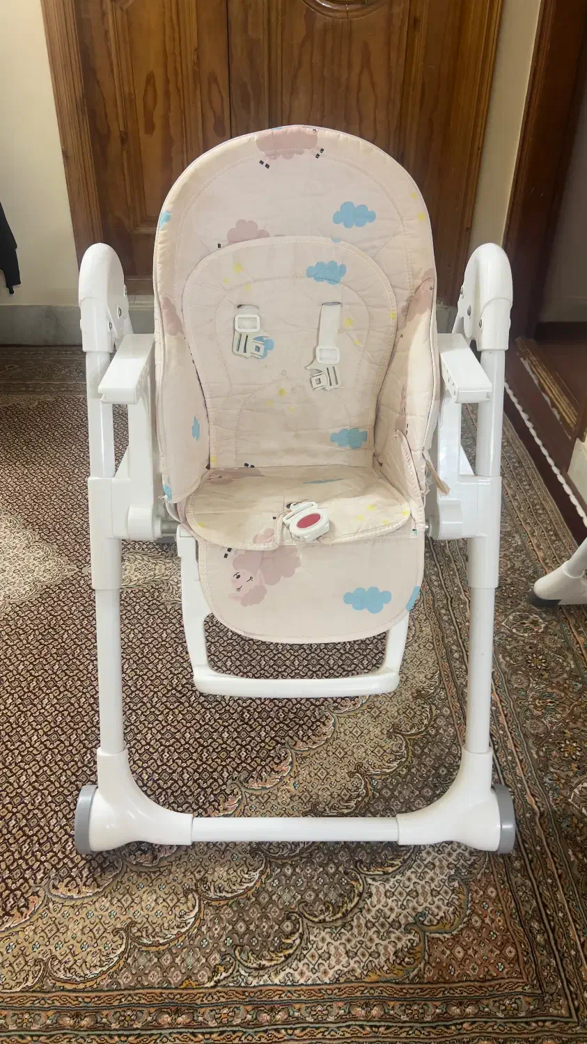 صندلی کودک|تخت و صندلی بچه|گنبد کاووس, |دیوار