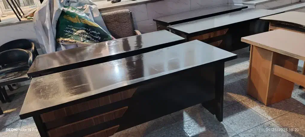 میز مدیریتی و کامپیوتری و قفسه ام دی اف|میز تحریر و کامپیوتر|لنجان, |دیوار