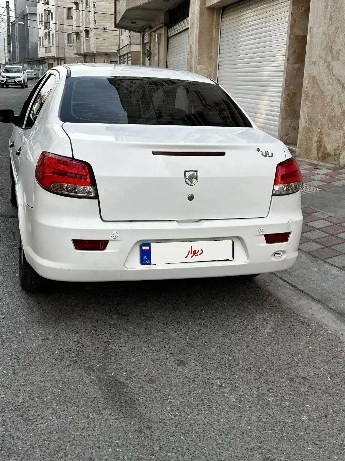 رانا ۹۶بی رنگ بی ضربه|خودرو سواری و وانت|رشت, یخسازی|دیوار