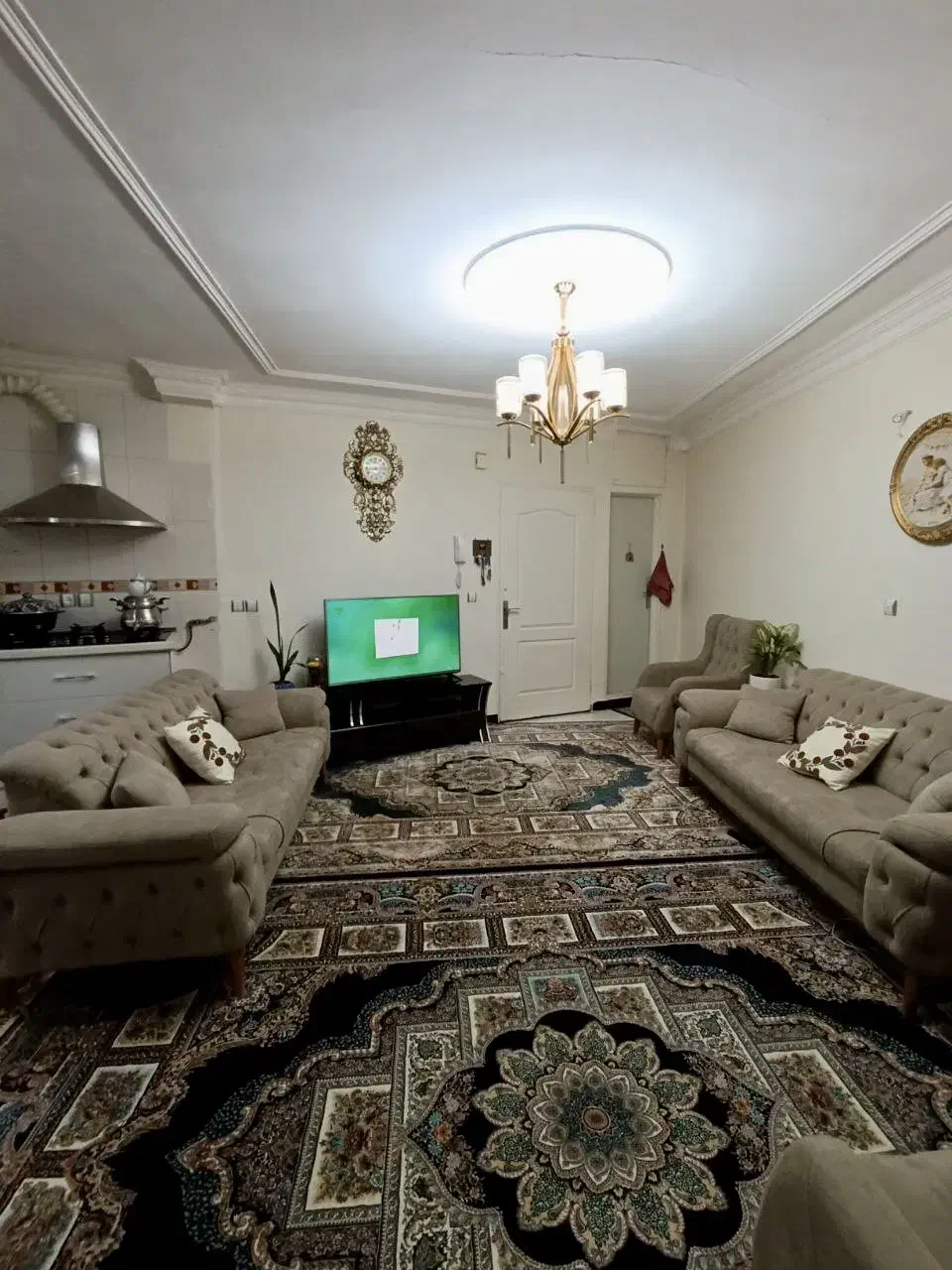 ۵۵ متر ۲ خواب با پارکینگ‌ سندی|فروش آپارتمان|تهران, نیکنام|دیوار