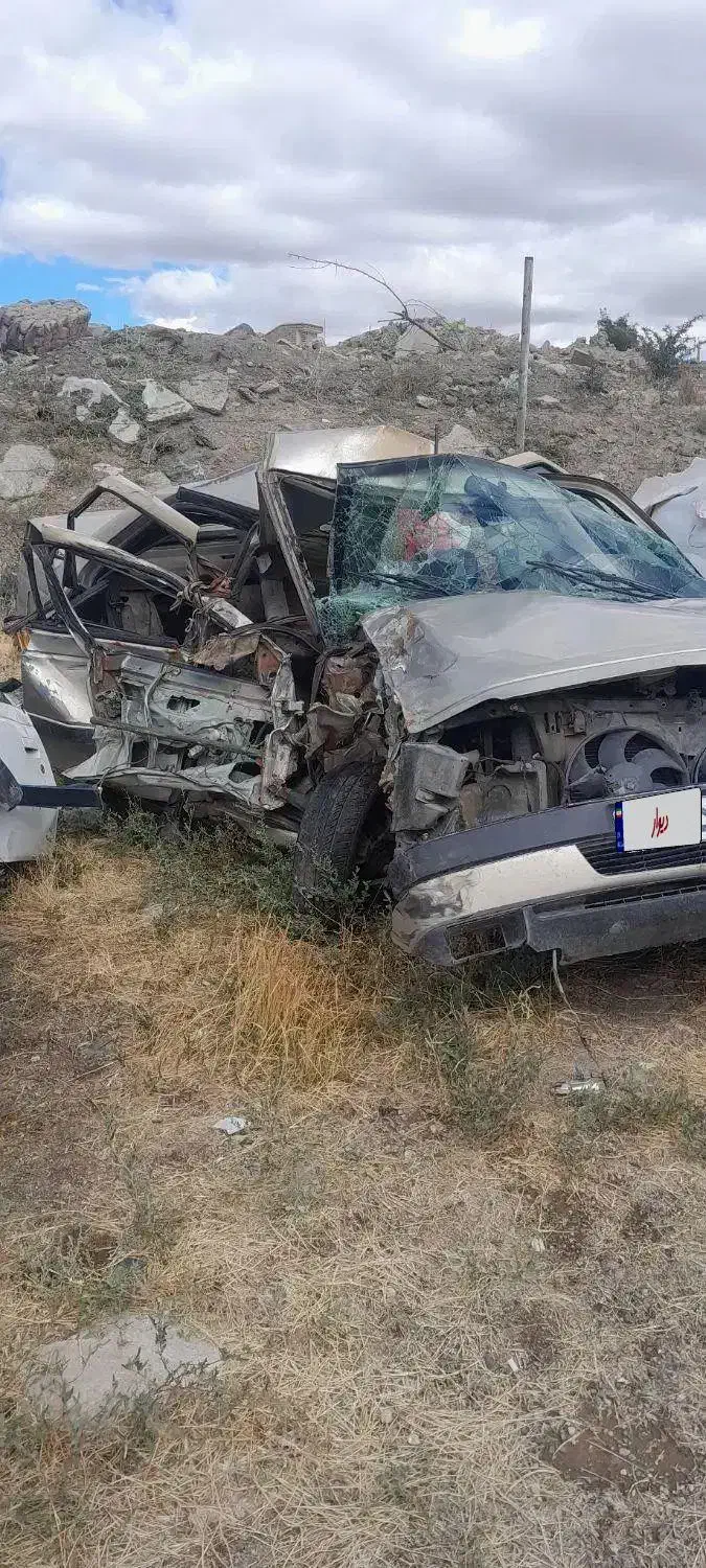 پژو ۴۰۵ تصادفی|خودرو سواری و وانت|ماکو, |دیوار