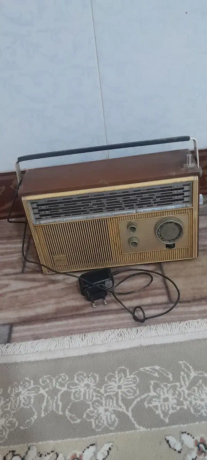 رادیوقدیمی قیمت ۲۰۰۰۰۰۰۰تومان|سیستم صوتی خانگی|میاندوآب, |دیوار