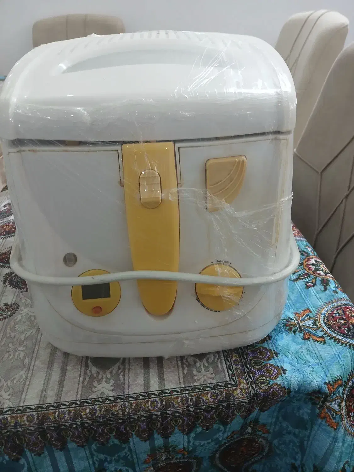 سرخ کن باروغن ومیز بار|سایر لوازم برقی|چناران, |دیوار