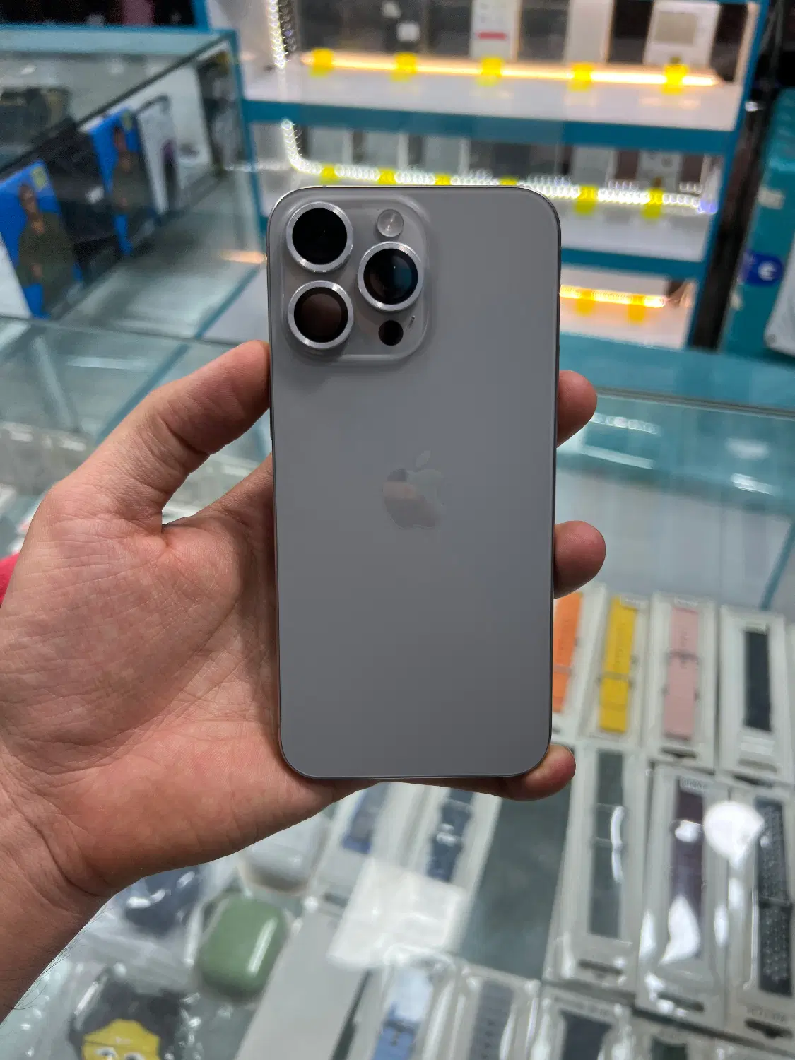 iphone 15 pro max|موبایل|اصفهان, بهارانچی|دیوار