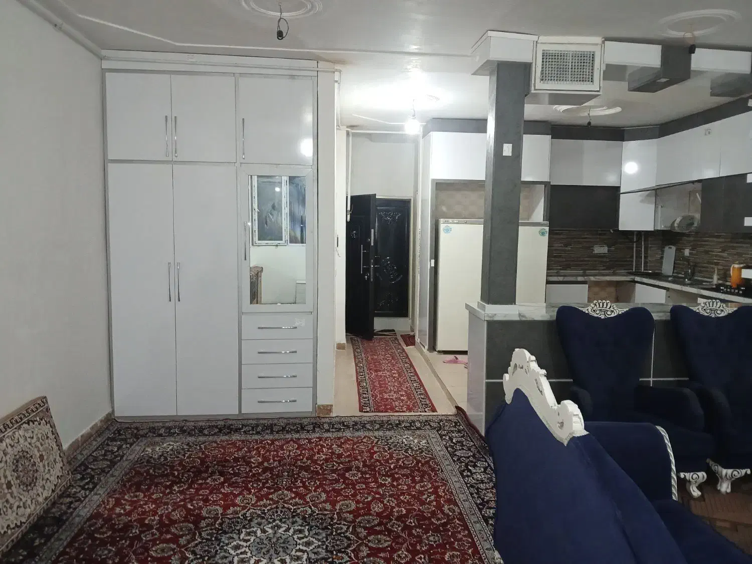 روزانه هفتگی ماهانه 90 مترپارکینگدار|اجارهٔ کوتاهمدت آپارتمان و سوئیت|کرمانشاه, |دیوار