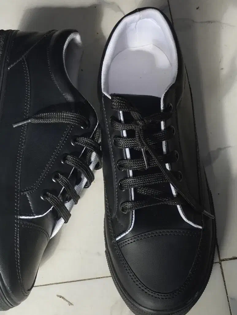 کتونی نایک|کیف، کفش، کمربند|لیسار, |دیوار