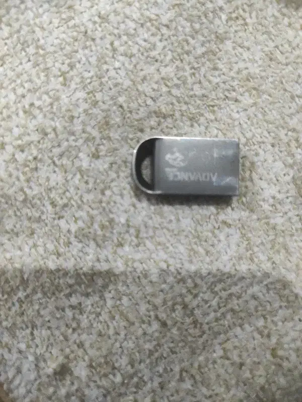 فلش ۱۶ گیگ|قطعات و لوازم جانبی رایانه|نیشابور, شهرک رسولی|دیوار