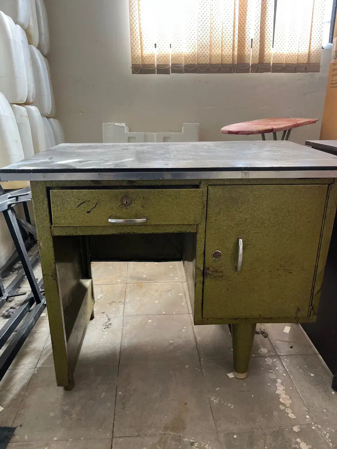 م یز تحریر|میز تحریر و کامپیوتر|کرمان, |دیوار