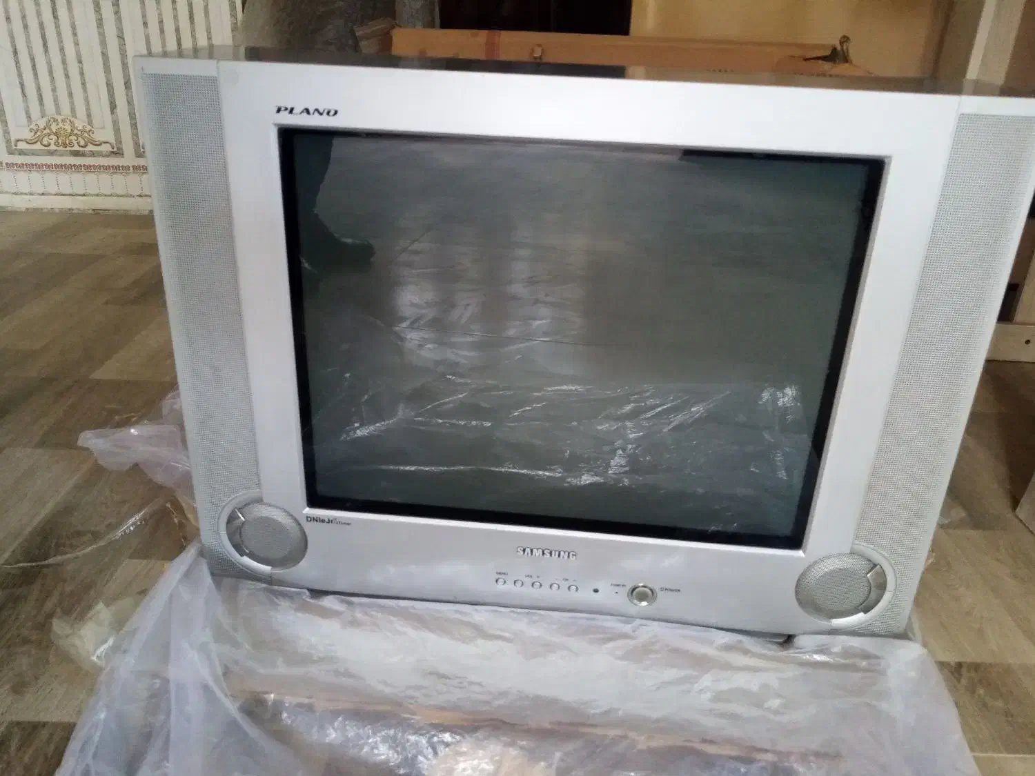 تلویزیون|تلویزیون و پروژکتور|گنبد کاووس, |دیوار