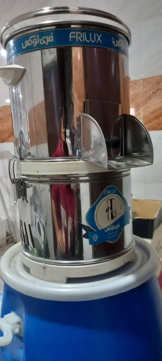 خوردکن|خردکن، آسیاب، غذاساز|همدان, |دیوار