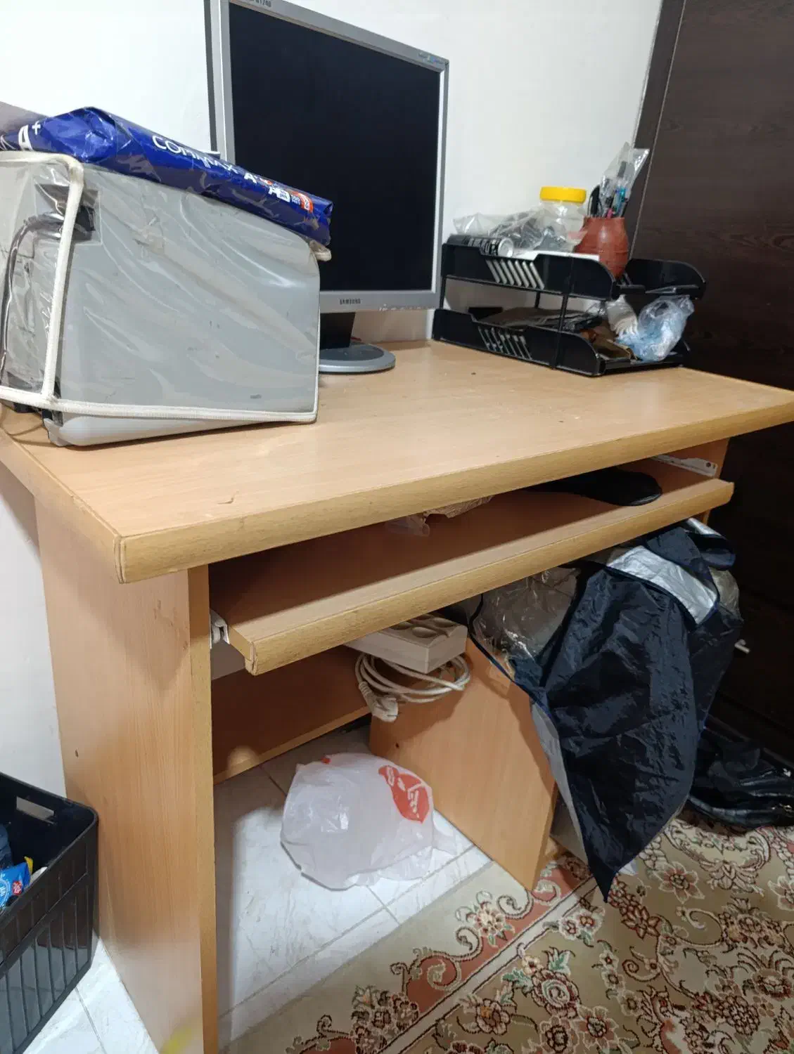 میز تحریر و کامپیوتر|میز تحریر و کامپیوتر|گنبد کاووس, |دیوار