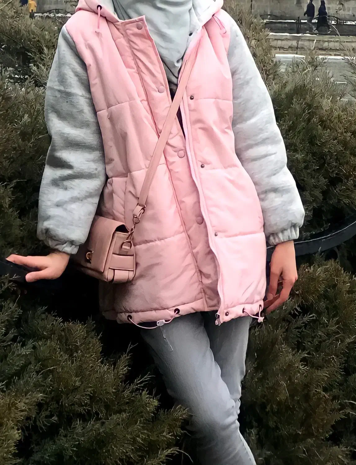 کاپشن و پوتین|لباس|تبریز, |دیوار