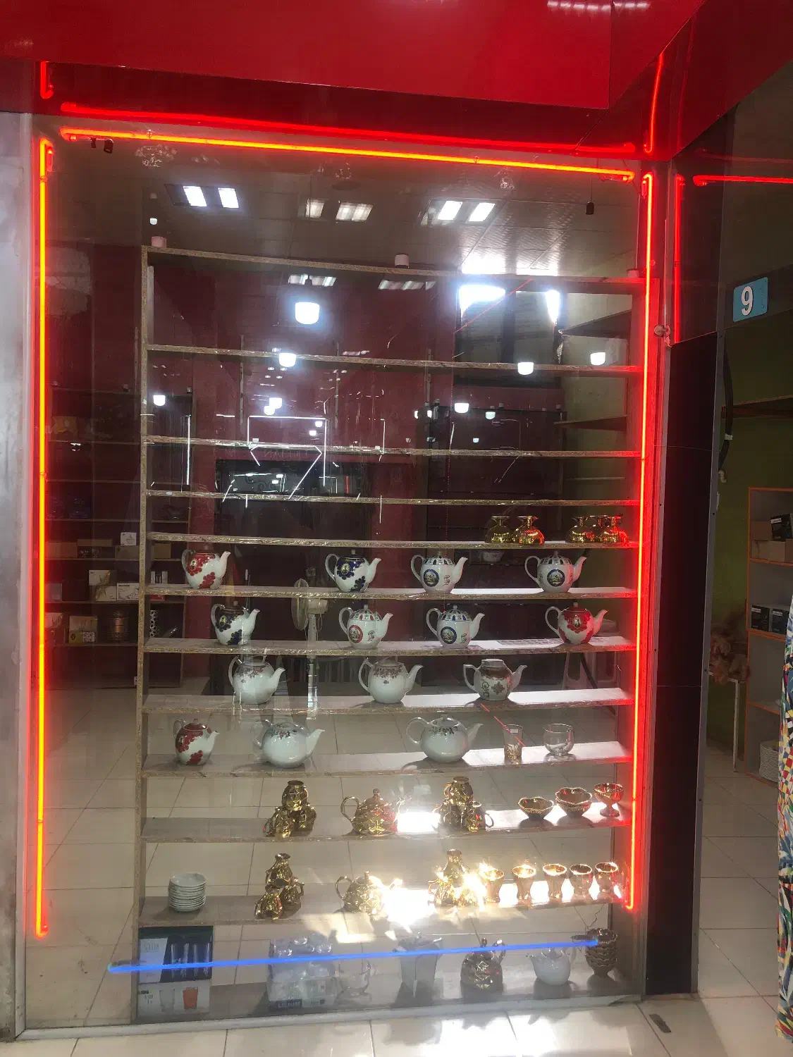 25 متر مغازه اجاره داده میشود|اجارهٔ مغازه و غرفه|میانه, |دیوار