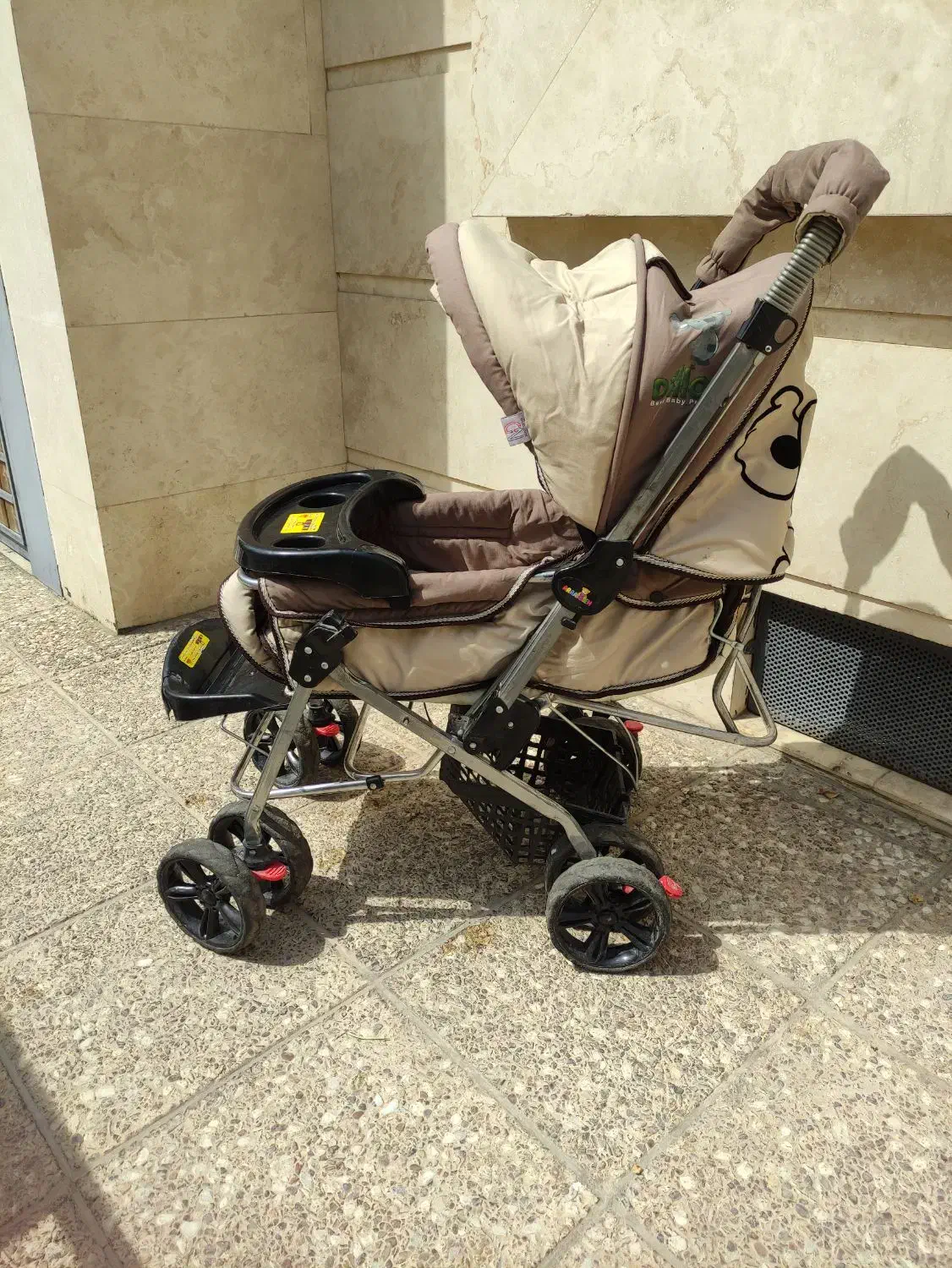 کالسکه زیبا در حد نونو|کالسکه و لوازم جانبی|شیراز, تاچارا|دیوار