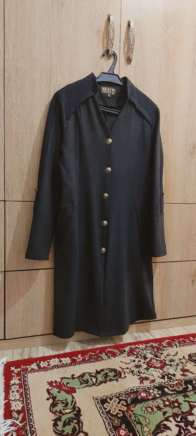 مانتووشومیز|لباس|قرچک, زیبا شهر|دیوار