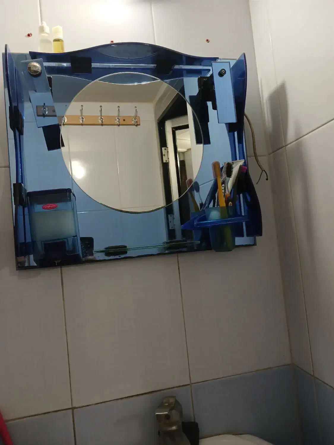 آینه روشویی|لوازم سرویس بهداشتی|مرودشت, بیست متری بیمارستان|دیوار