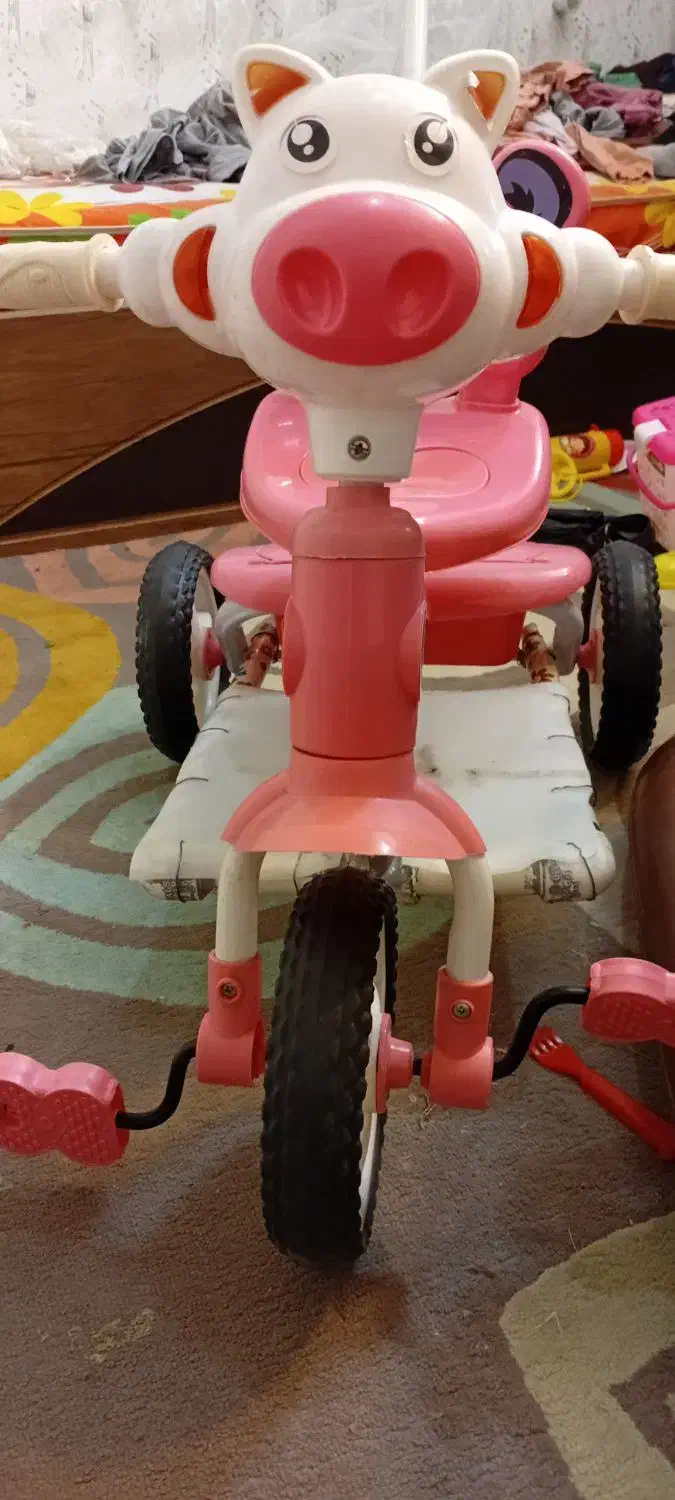 سه چرخه دوچرخه روروک|اسباب‌بازی بچه|بروجرد, |دیوار