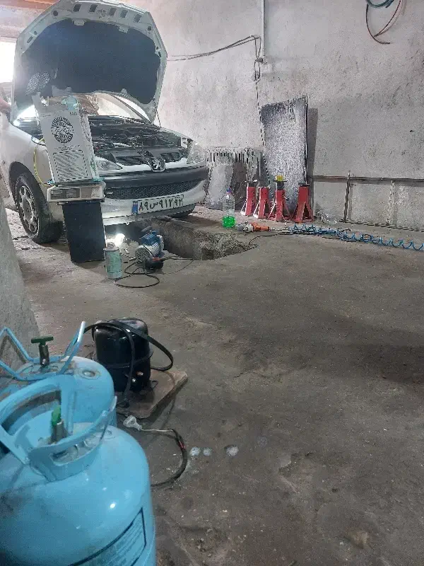 شارژ گاز کولر خودرو خدمات برق صدرصد تضمینی|خدمات موتور و ماشین|درگهان, |دیوار