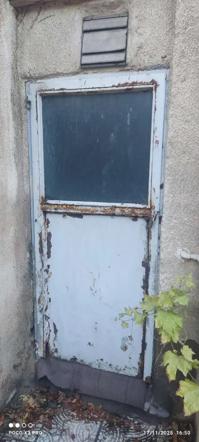 درب انباری سه عدد فلزی یک عدد درب حمام الومینیوم|مصالح و تجهیزات ساختمان|تبریز, |دیوار