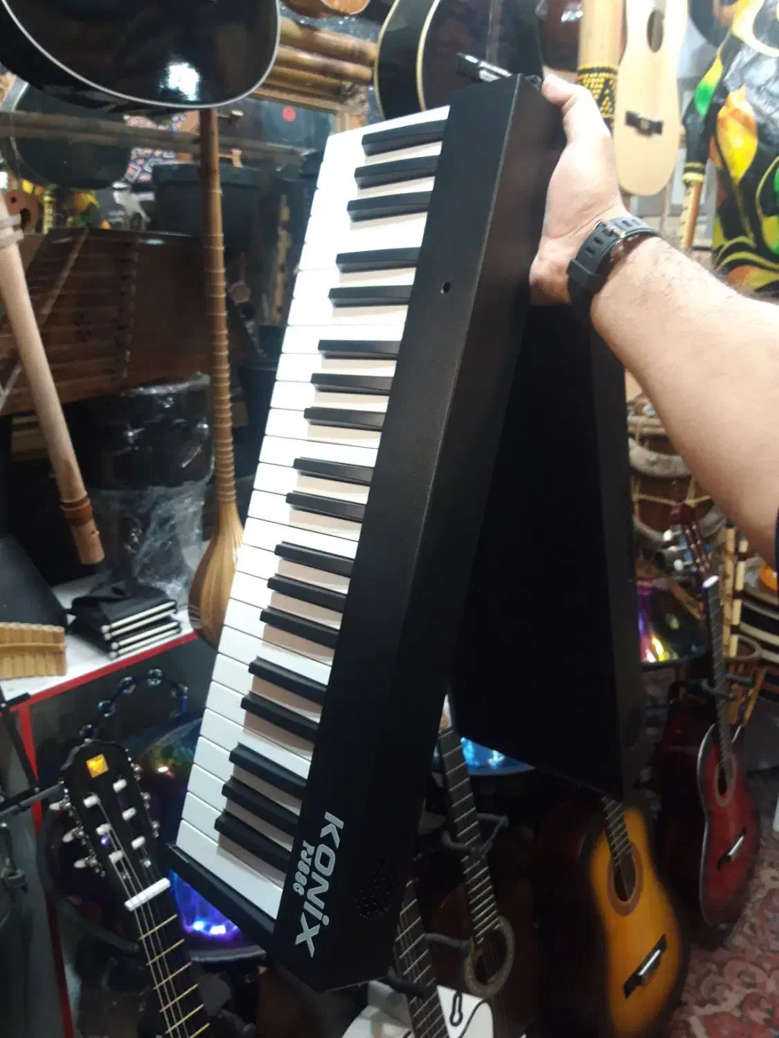 پیانو تاشو کونیکس|پیانو، کیبورد، آکاردئون|دزفول, |دیوار