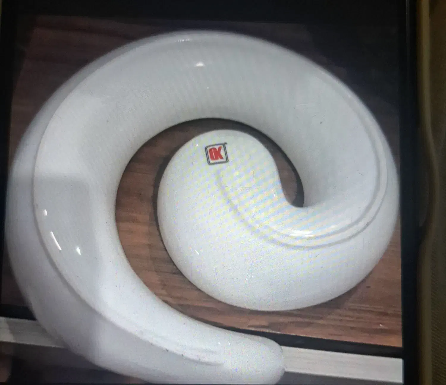 ظرف حلزونی، چوبی دوطبقه، و شیشه ای پایه دار|ظروف سرو و پذیرایی|رشت, بازار|دیوار