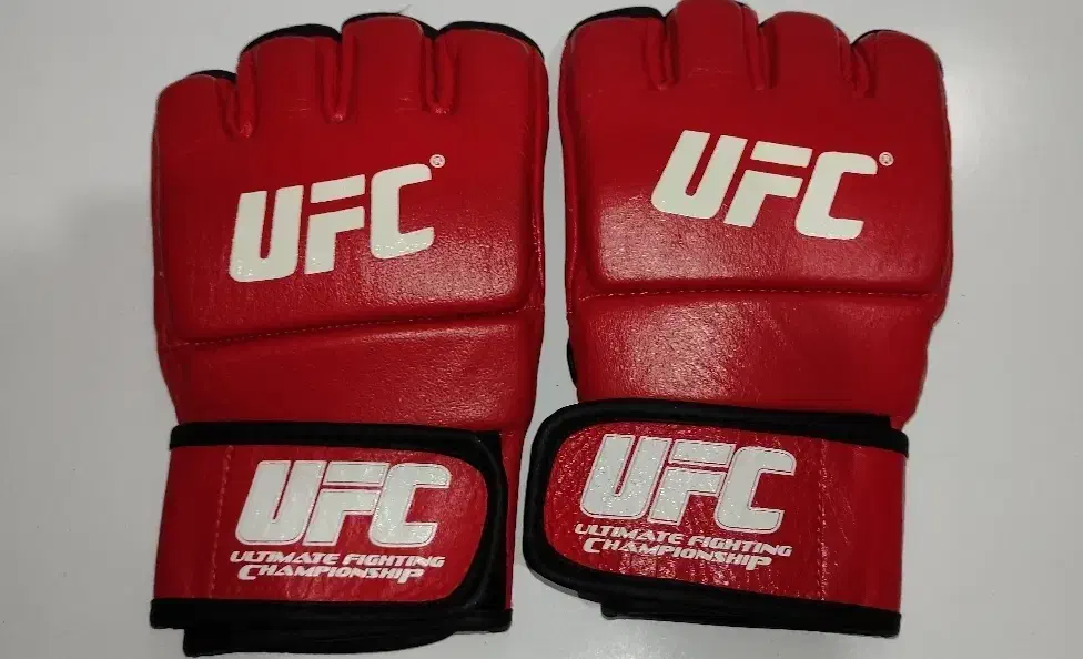 دستکش ufc|تجهیزات ورزشی|اصفهان, باغ زیار|دیوار