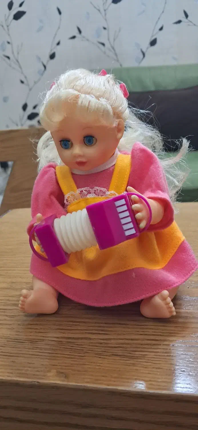 اسباب بازی بچه|اسباببازی بچه|ری, فیروزآبادی|دیوار