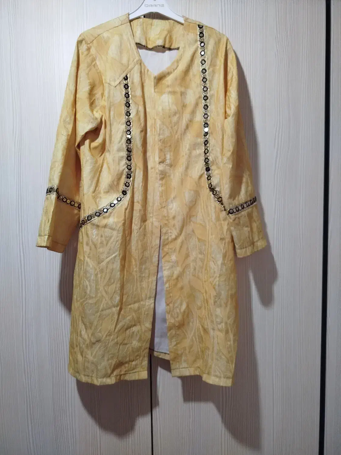 مانتو|لباس|ایلام, |دیوار