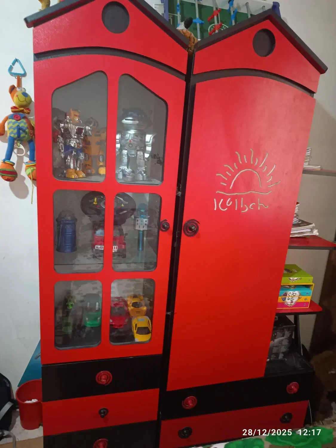 کمدکودک و نوجوان|تخت و سرویس خواب|تهران, فدک|دیوار