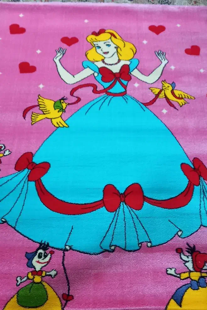 فرش اتاق کودک|فرش|آمل, |دیوار