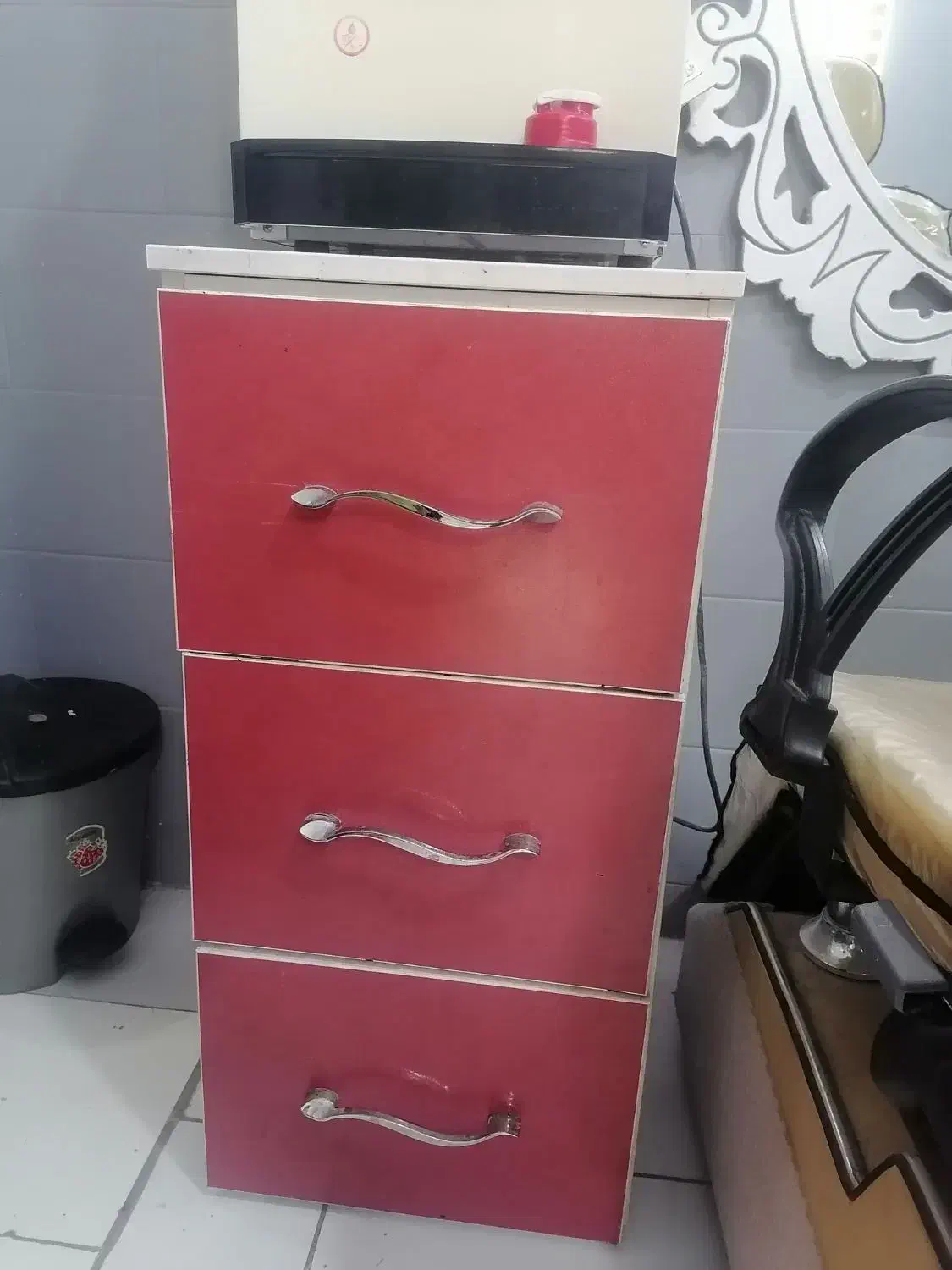 لوازم سالن با قیمت مناسب|آرایشگاه و سالنهای زیبایی|گرمسار, |دیوار