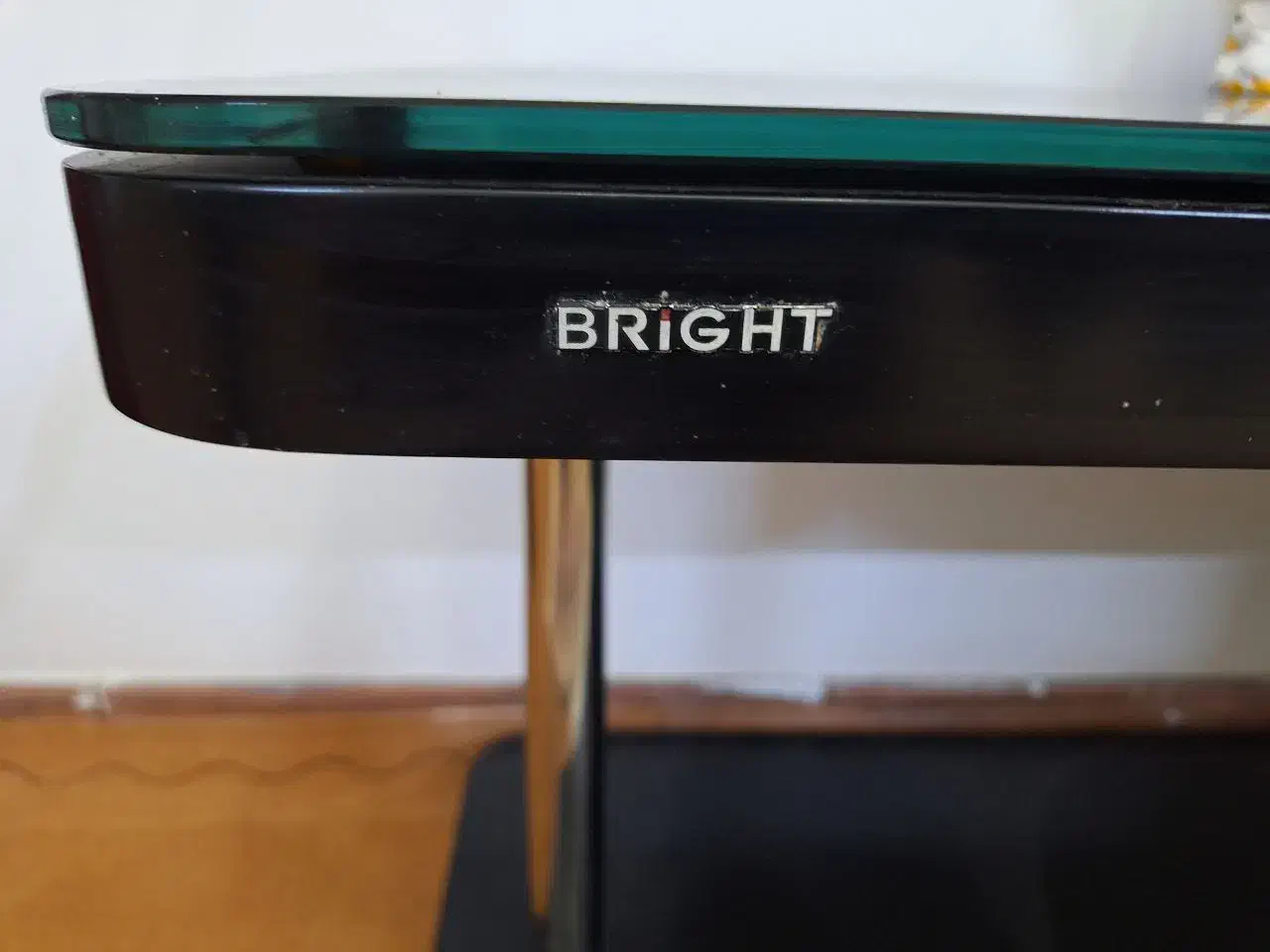 میز تلویزیون چوبی|میز تلویزیون|گلبهار, شهر جدید گلبهار|دیوار